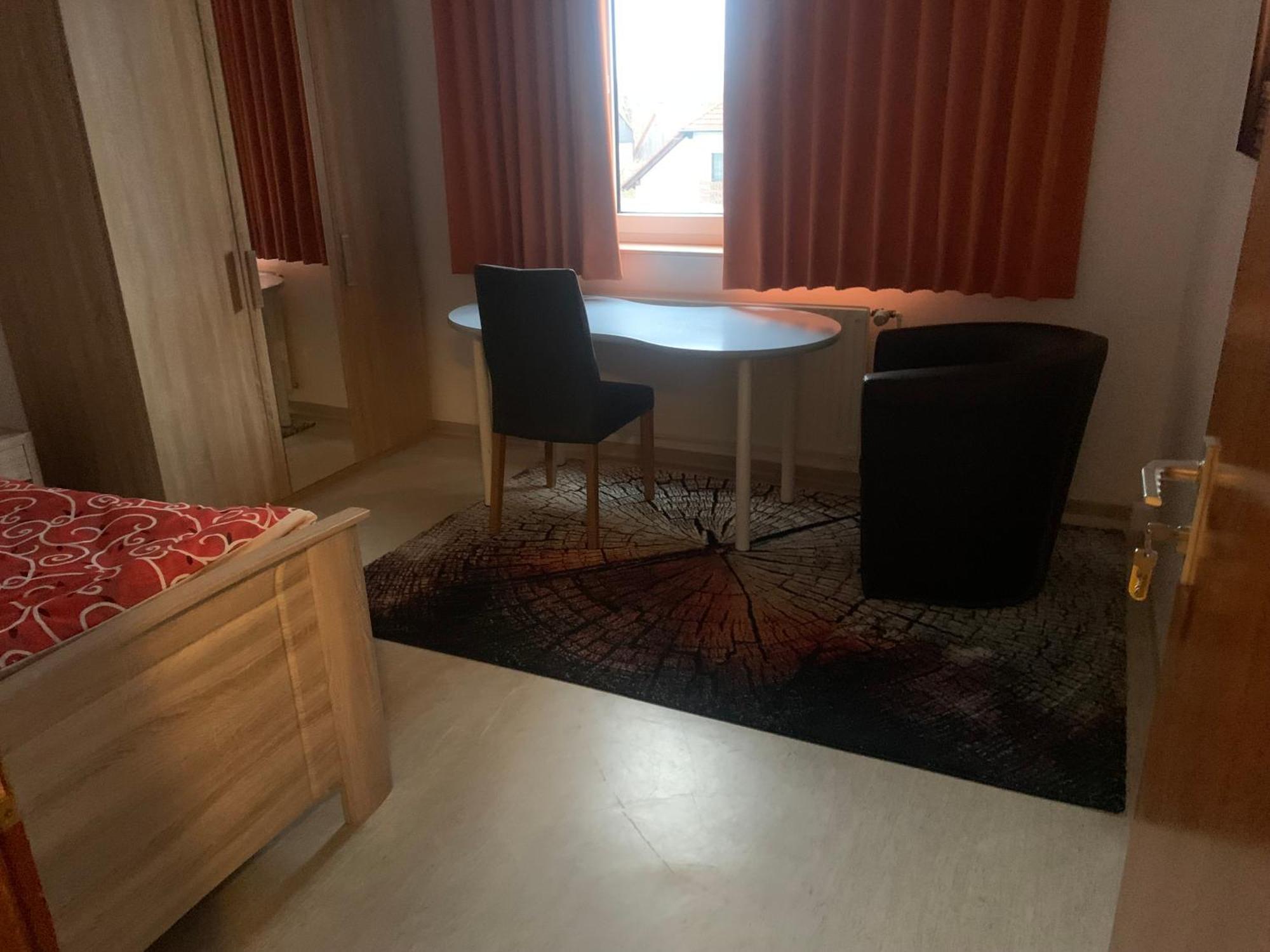 Monteure & Handwerker Einfach, Unkompliziert Und Preiswert In Alsfeld Exteriér fotografie