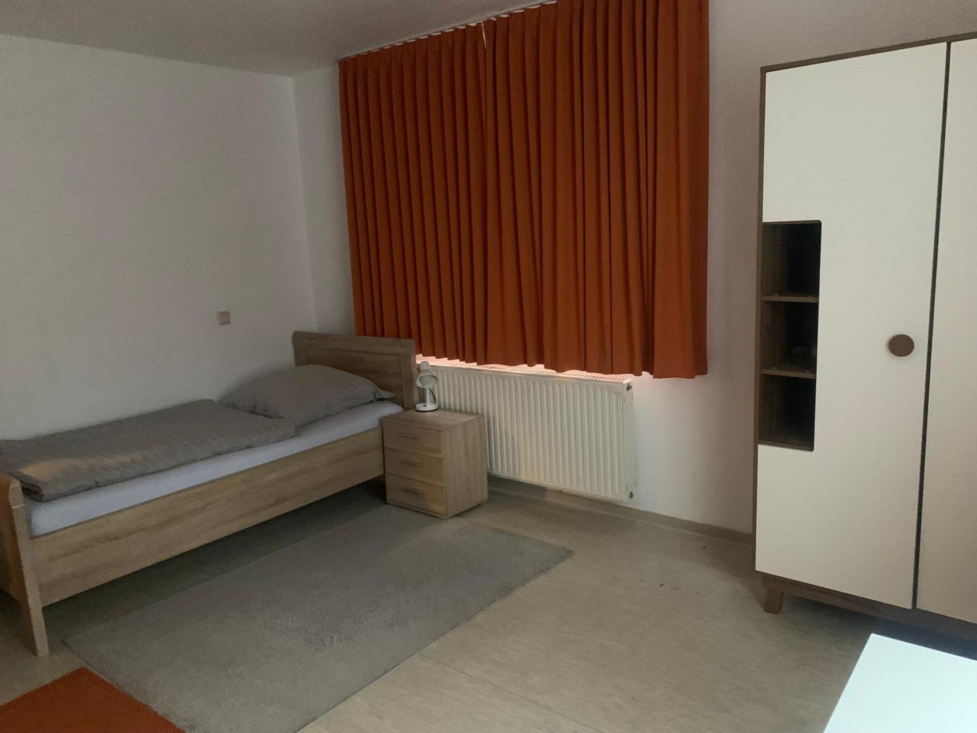 Monteure & Handwerker Einfach, Unkompliziert Und Preiswert In Alsfeld Exteriér fotografie